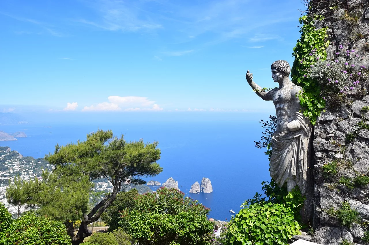 Homy Capri